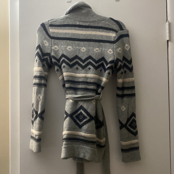 Geometric Knit Cardigan old navy ski wrap cardigan - Picture 4 of 4